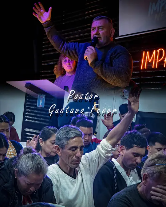 Pastor Gustavo Feser predicando en Imparables Next Level 2026